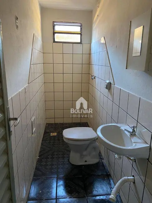 Foto 8 de Kitnet com 2 quartos para alugar, 80m2 em Setor Rodoviário, Itumbiara - GO
