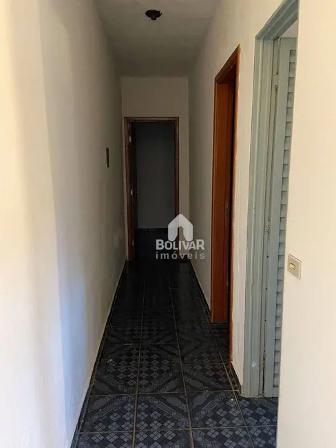 Foto 6 de Kitnet com 2 quartos para alugar, 80m2 em Setor Rodoviário, Itumbiara - GO