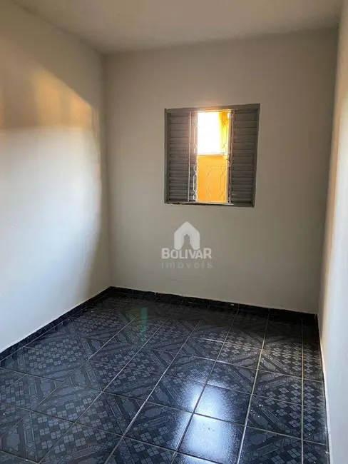 Foto 9 de Kitnet com 2 quartos para alugar, 80m2 em Setor Rodoviário, Itumbiara - GO