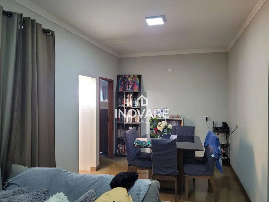 Casa com 3 quartos à venda, 460m2 em Setor Bela Vista, Itumbiara - GO - imagem 5 Foto 5 de Casa com 3 quartos à venda, 460m2 em Setor Bela Vista, Itumbiara - GO