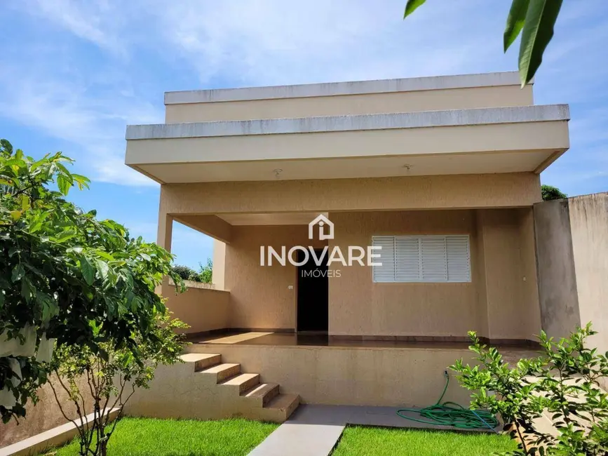 Foto 1 de Casa com 3 quartos à venda, 460m2 em Setor Bela Vista, Itumbiara - GO