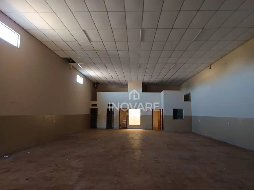 Foto 3 de Armazém / Galpão para alugar, 257m2 em Itumbiara - GO