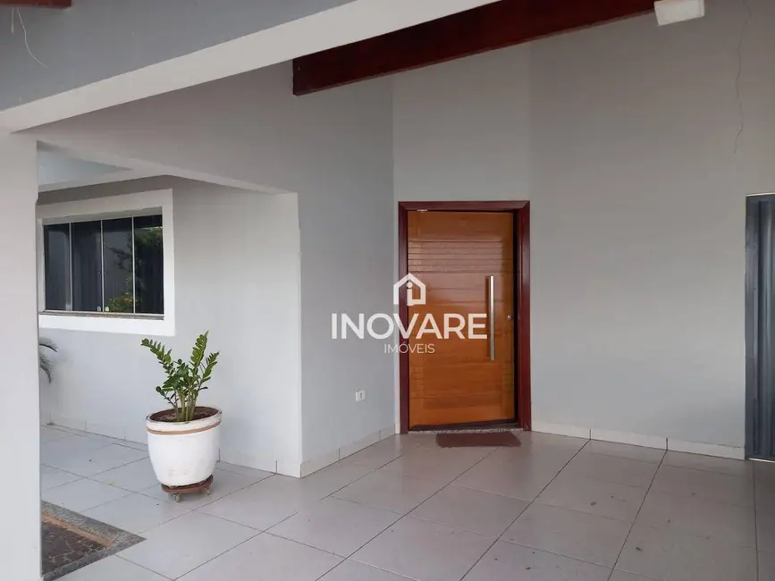 Casa com 3 quartos à venda, 380m2 em Itumbiara - GO - imagem 4 Foto 4 de Casa com 3 quartos à venda, 380m2 em Itumbiara - GO