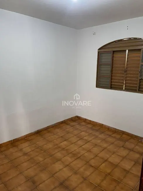 Foto 7 de Casa com 3 quartos à venda, 360m2 em Setor Anhanguera, Itumbiara - GO