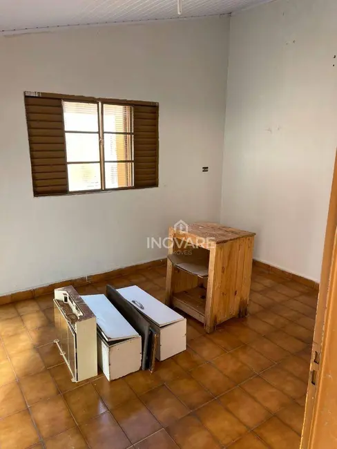 Foto 9 de Casa com 3 quartos à venda, 360m2 em Setor Anhanguera, Itumbiara - GO