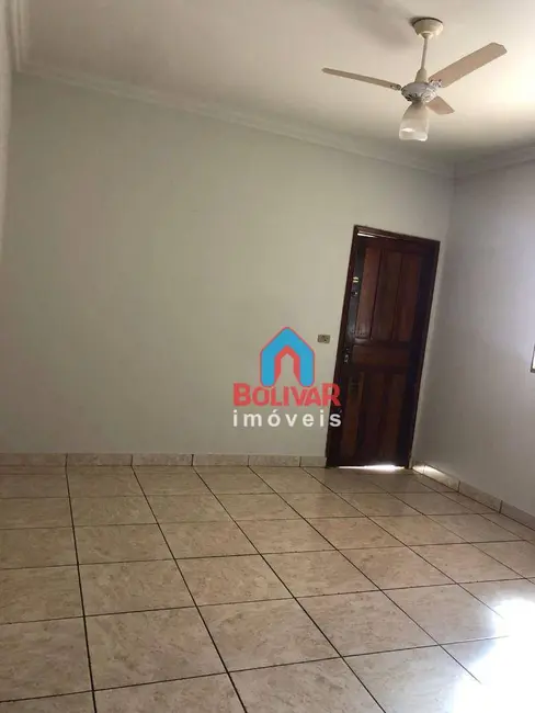 Foto 7 de Casa com 3 quartos para alugar, 225m2 em Jardim América, Itumbiara - GO