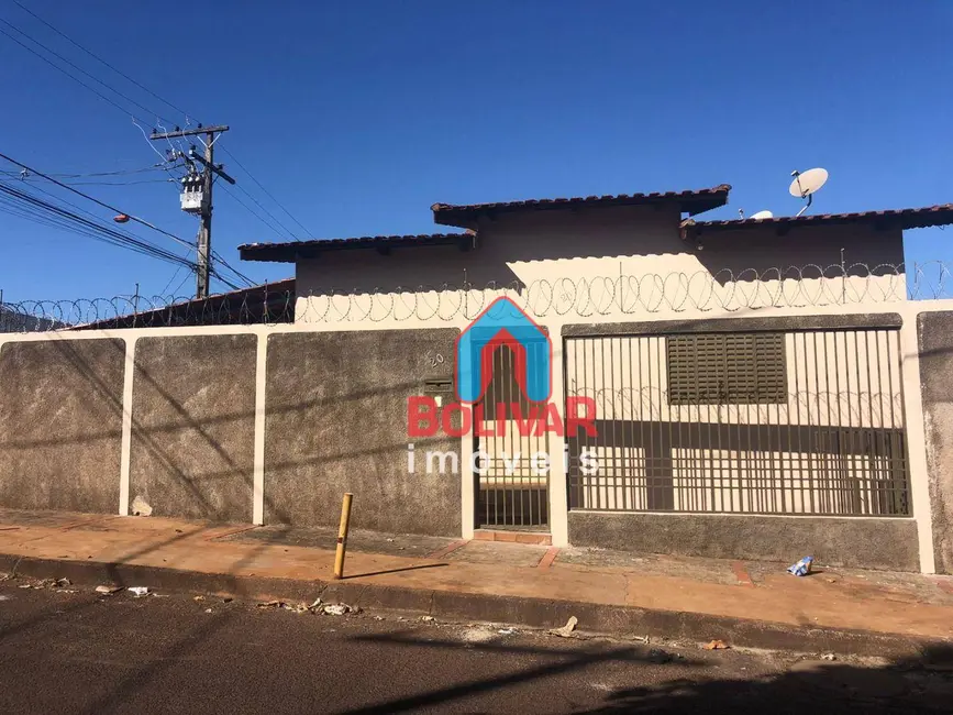 Foto 1 de Casa com 3 quartos para alugar, 225m2 em Jardim América, Itumbiara, GO
