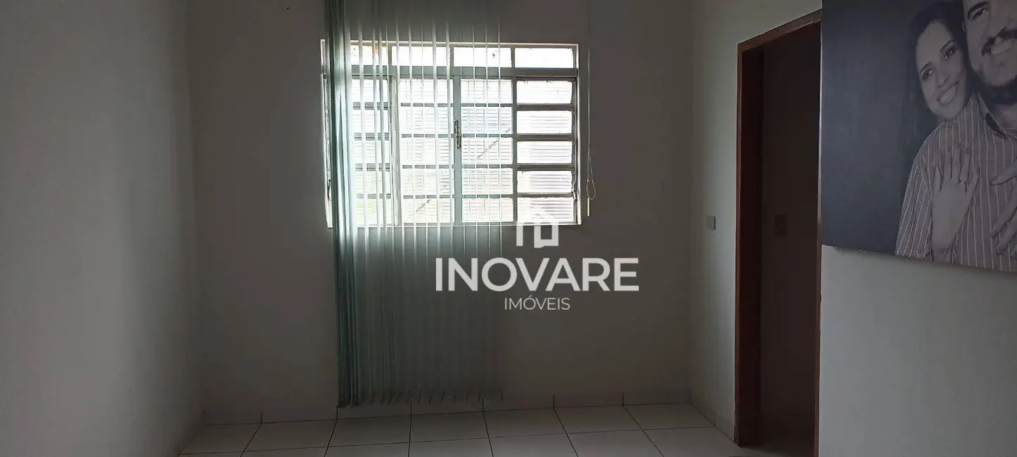 Casa com 5 quartos à venda, 616m2 em Itumbiara - GO - imagem 8 Foto 8 de Casa com 5 quartos à venda, 616m2 em Itumbiara - GO