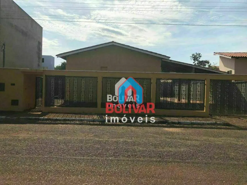 Foto 1 de Casa com 3 quartos à venda, 450m2 em Cachoeira Dourada - GO