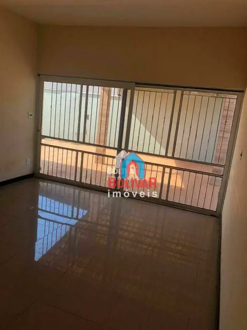 Foto 5 de Casa com 3 quartos à venda, 450m2 em Cachoeira Dourada - GO