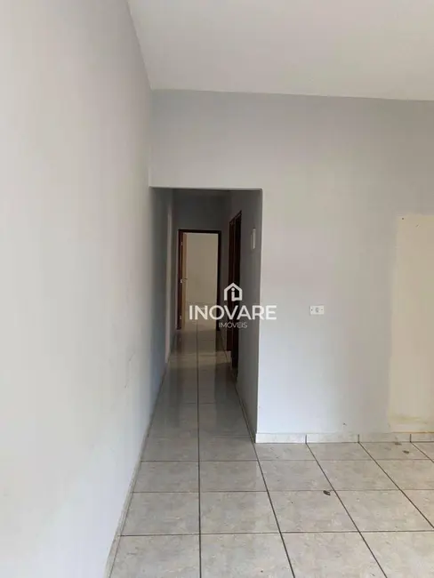 Foto 9 de Casa com 2 quartos à venda, 180m2 em Itumbiara - GO