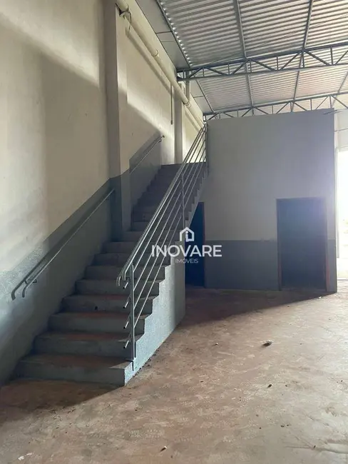 Armazém / Galpão para alugar, 1052m2 em Itumbiara - GO - imagem 4 Foto 4 de Armazém / Galpão para alugar, 1052m2 em Itumbiara - GO
