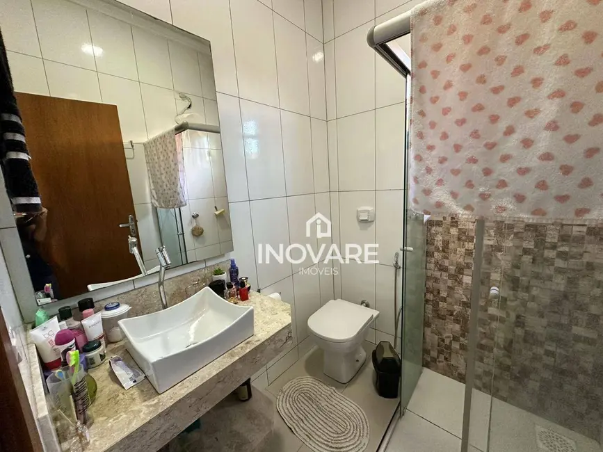 Casa com 3 quartos à venda, 240m2 em Itumbiara - GO - imagem 4 Foto 4 de Casa com 3 quartos à venda, 240m2 em Itumbiara - GO