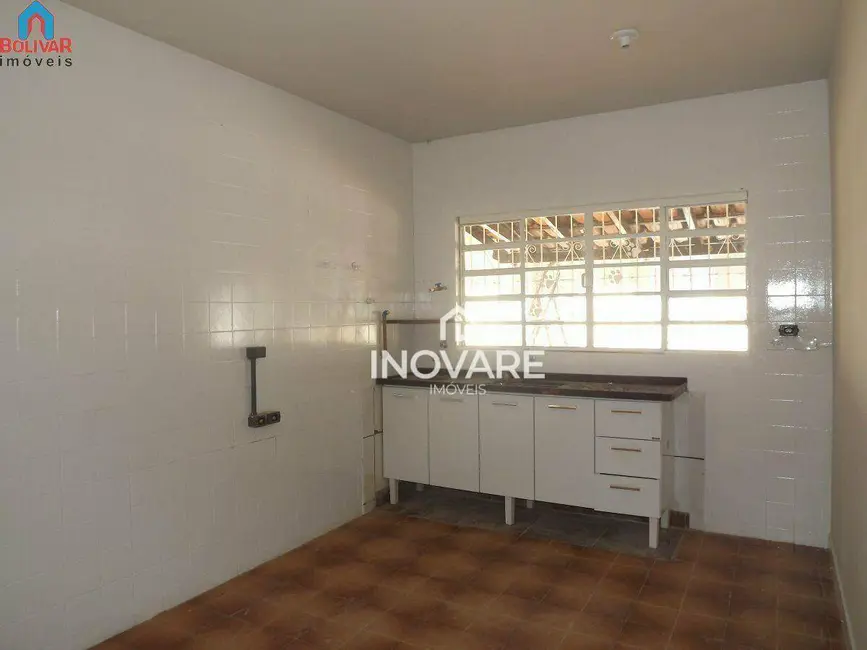 Casa com 4 quartos à venda, 271m2 em Itumbiara - GO - imagem 8 Foto 8 de Casa com 4 quartos à venda, 271m2 em Itumbiara - GO