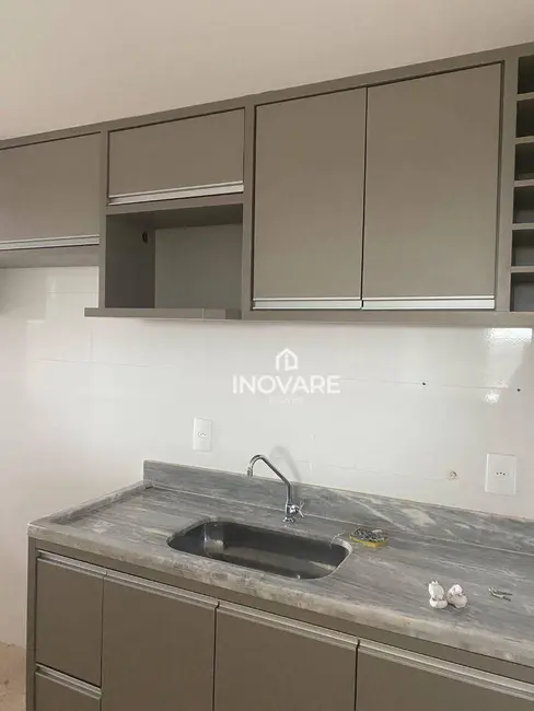 Foto 2 de Apartamento com 3 quartos à venda, 80m2 em Jardim América, Itumbiara - GO