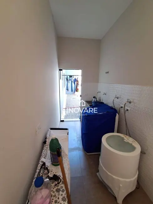 Casa com 3 quartos à venda, 299m2 em Itumbiara - GO - imagem 6 Foto 6 de Casa com 3 quartos à venda, 299m2 em Itumbiara - GO