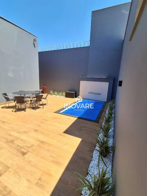 Casa com 3 quartos à venda, 299m2 em Itumbiara - GO - imagem 7 Foto 7 de Casa com 3 quartos à venda, 299m2 em Itumbiara - GO