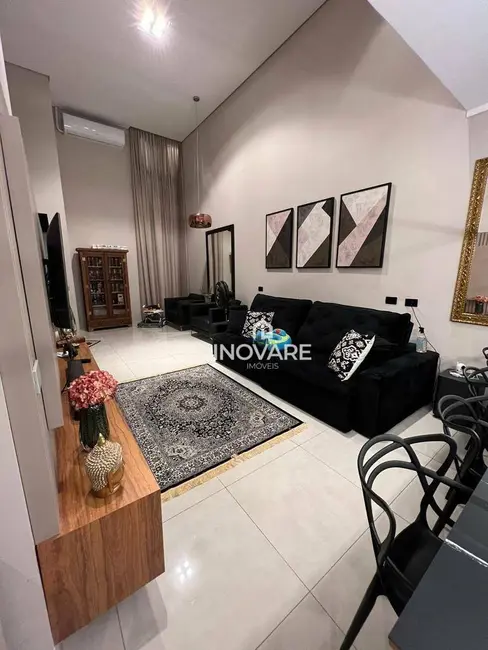 Foto 6 de Casa com 3 quartos à venda, 250m2 em Itumbiara - GO
