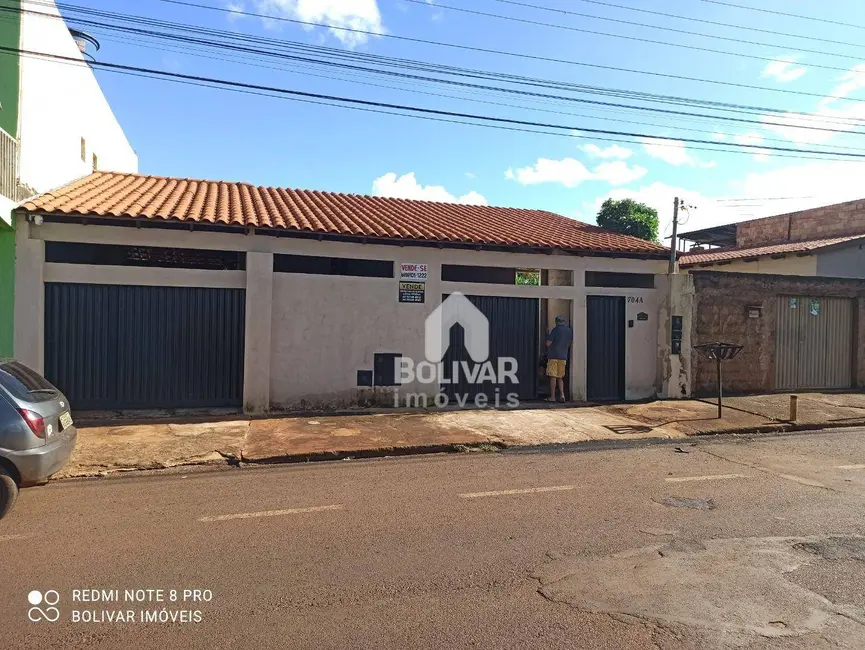 Foto 1 de Casa com 2 quartos à venda, 360m2 em Setor Planalto, Itumbiara - GO