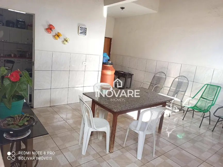 Foto 2 de Casa com 2 quartos à venda, 360m2 em Setor Planalto, Itumbiara - GO