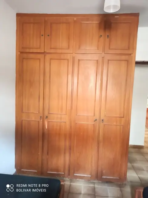 Casa com 3 quartos para alugar, 360m2 em Itumbiara - GO - imagem 4 Foto 4 de Casa com 3 quartos para alugar, 360m2 em Itumbiara - GO