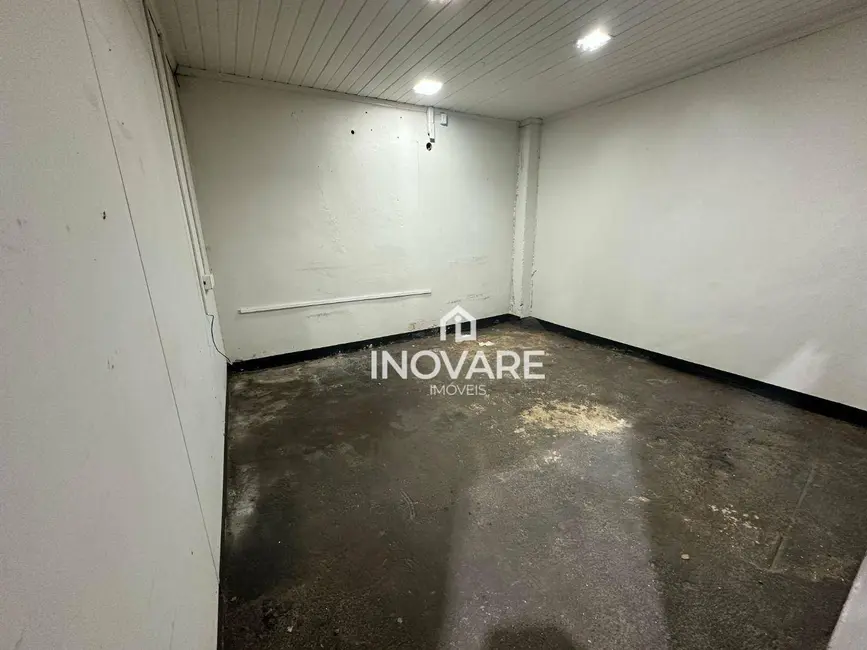 Armazém / Galpão para alugar, 500m2 em Setor Rodoviário, Itumbiara - GO - imagem 7 Foto 7 de Armazém / Galpão para alugar, 500m2 em Setor Rodoviário, Itumbiara - GO