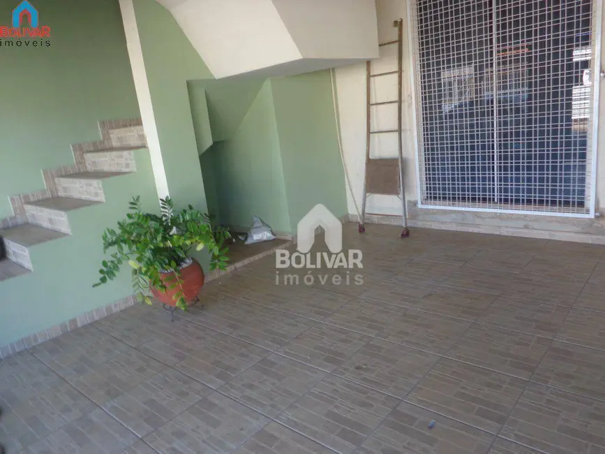 Foto 2 de Apartamento com 3 quartos à venda, 120m2 em Itumbiara - GO
