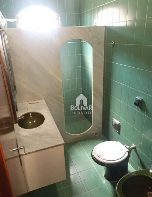 Foto 5 de Casa com 3 quartos à venda, 300m2 em Itumbiara - GO