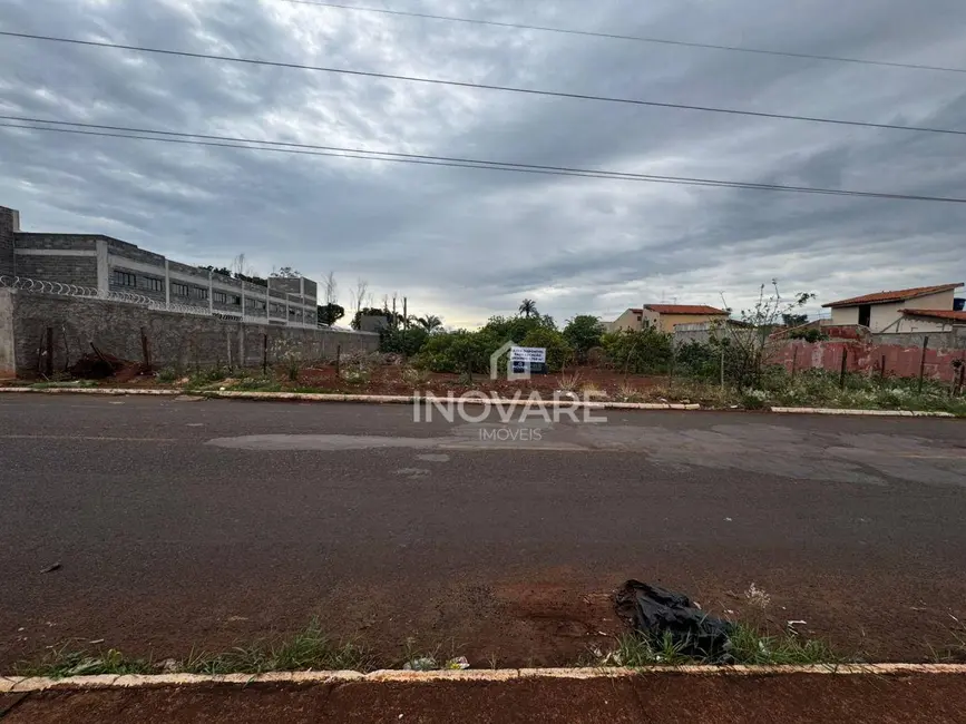 Foto 4 de Terreno / Lote para alugar, 2760m2 em Jardim Leonora, Itumbiara - GO