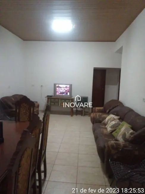 Sítio / Rancho com 3 quartos à venda, 750m2 em Itumbiara - GO - imagem 8 Foto 8 de Sítio / Rancho com 3 quartos à venda, 750m2 em Itumbiara - GO