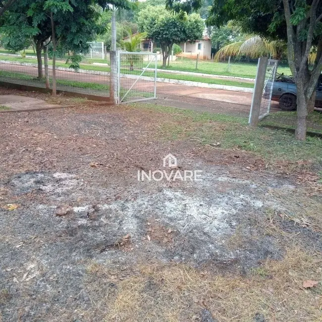 Sítio / Rancho com 3 quartos à venda, 750m2 em Itumbiara - GO - imagem 3 Foto 3 de Sítio / Rancho com 3 quartos à venda, 750m2 em Itumbiara - GO