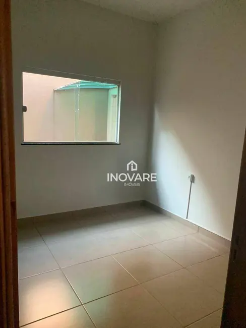 Casa com 3 quartos à venda, 150m2 em Jardim Morumbi, Itumbiara - GO - imagem 5 Foto 5 de Casa com 3 quartos à venda, 150m2 em Jardim Morumbi, Itumbiara - GO