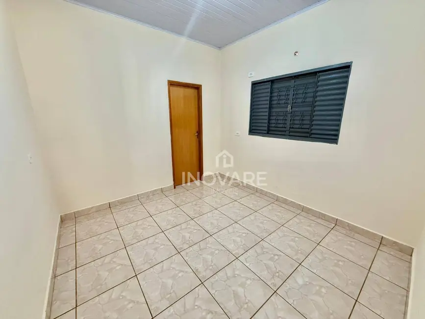 Foto 6 de Casa com 4 quartos à venda, 300m2 em Itumbiara - GO