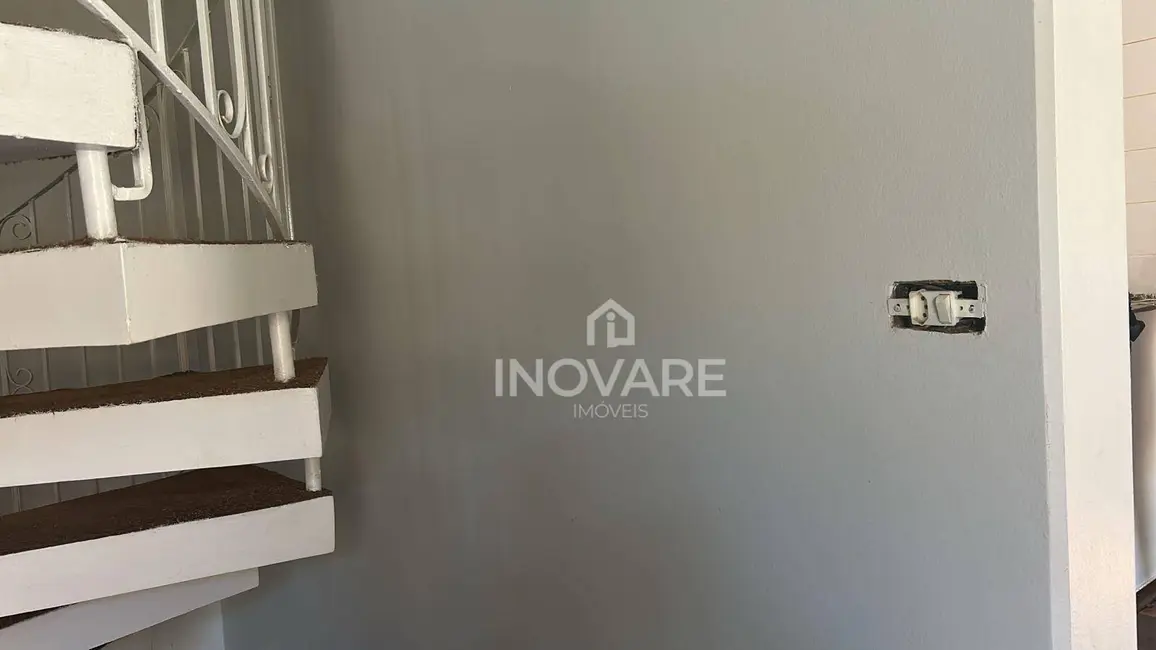 Casa com 3 quartos para alugar, 360m2 em Itumbiara - GO - imagem 8 Foto 8 de Casa com 3 quartos para alugar, 360m2 em Itumbiara - GO