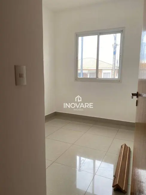 Casa de Condomínio com 3 quartos à venda, 140m2 em Arapora - MG - imagem 5 Foto 5 de Casa de Condomínio com 3 quartos à venda, 140m2 em Arapora - MG