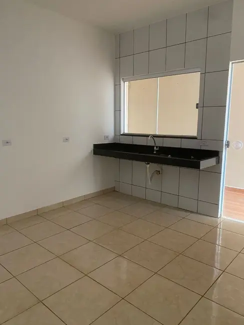 Foto 3 de Casa com 3 quartos para alugar, 260m2 em Itumbiara - GO
