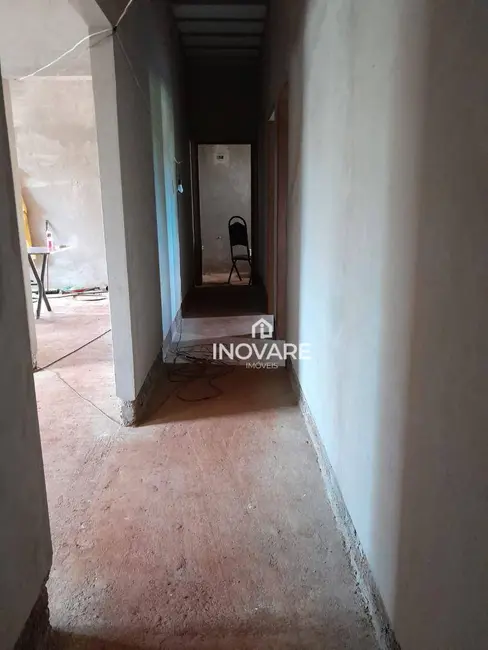 Sítio / Rancho com 3 quartos à venda, 2000m2 em Itumbiara - GO - imagem 7 Foto 7 de Sítio / Rancho com 3 quartos à venda, 2000m2 em Itumbiara - GO