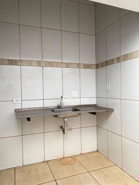 Sala Comercial para alugar, 125m2 em Itumbiara - GO - imagem 3 Foto 3 de Sala Comercial para alugar, 125m2 em Itumbiara - GO