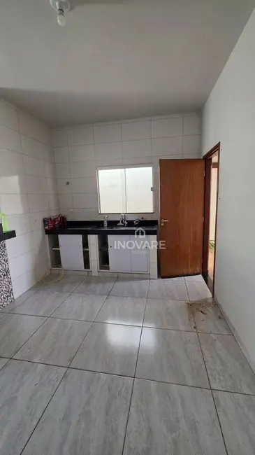 Foto 9 de Casa com 3 quartos para alugar, 300m2 em Jardim Morumbi, Itumbiara - GO