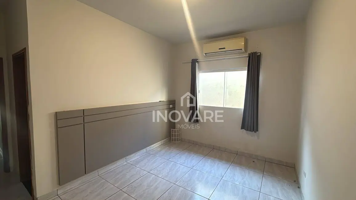 Foto 6 de Casa com 3 quartos para alugar, 300m2 em Jardim Morumbi, Itumbiara - GO