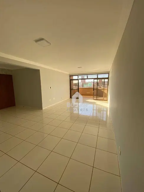 Apartamento com 3 quartos à venda, 156m2 em Itumbiara - GO - imagem 4 Foto 4 de Apartamento com 3 quartos à venda, 156m2 em Itumbiara - GO