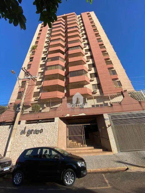 Foto 1 de Apartamento com 3 quartos à venda, 156m2 em Itumbiara - GO
