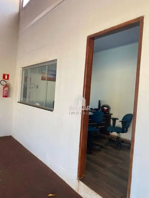 Sala Comercial para alugar, 405m2 em Itumbiara - GO - imagem 3 Foto 3 de Sala Comercial para alugar, 405m2 em Itumbiara - GO