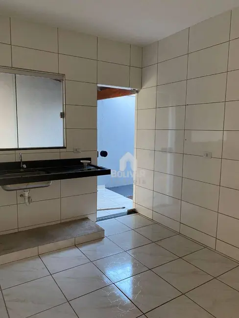 Foto 4 de Casa com 2 quartos para alugar, 360m2 em Jardim Liberdade, Itumbiara - GO