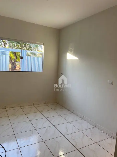 Foto 3 de Casa com 2 quartos para alugar, 360m2 em Jardim Liberdade, Itumbiara - GO