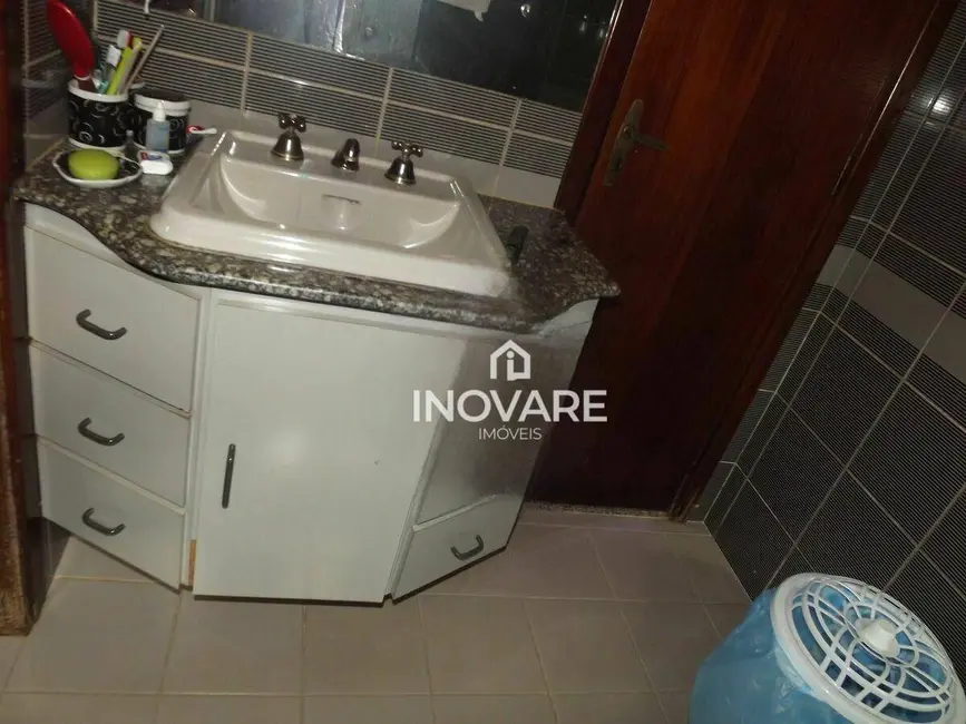 Foto 6 de Casa com 5 quartos à venda, 372m2 em Centro, Itumbiara - GO