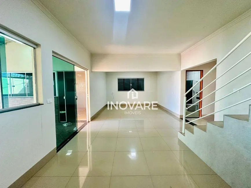 Casa com 4 quartos para alugar, 190m2 em Setor Novo Horizonte, Itumbiara - GO - imagem 5 Foto 5 de Casa com 4 quartos para alugar, 190m2 em Setor Novo Horizonte, Itumbiara - GO