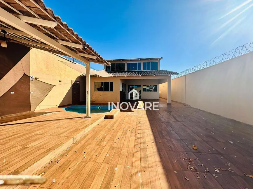 Casa com 4 quartos para alugar, 190m2 em Setor Novo Horizonte, Itumbiara - GO - imagem 2 Foto 2 de Casa com 4 quartos para alugar, 190m2 em Setor Novo Horizonte, Itumbiara - GO