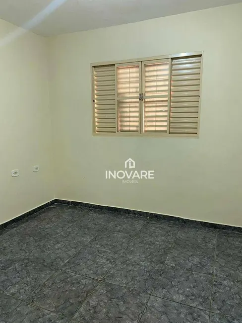 Foto 5 de Casa com 2 quartos para alugar, 190m2 em Jardim Liberdade, Itumbiara - GO