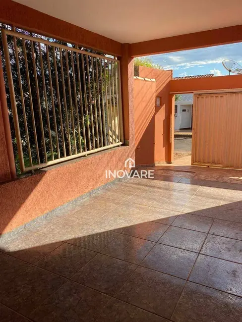 Foto 2 de Casa com 2 quartos para alugar, 190m2 em Jardim Liberdade, Itumbiara - GO